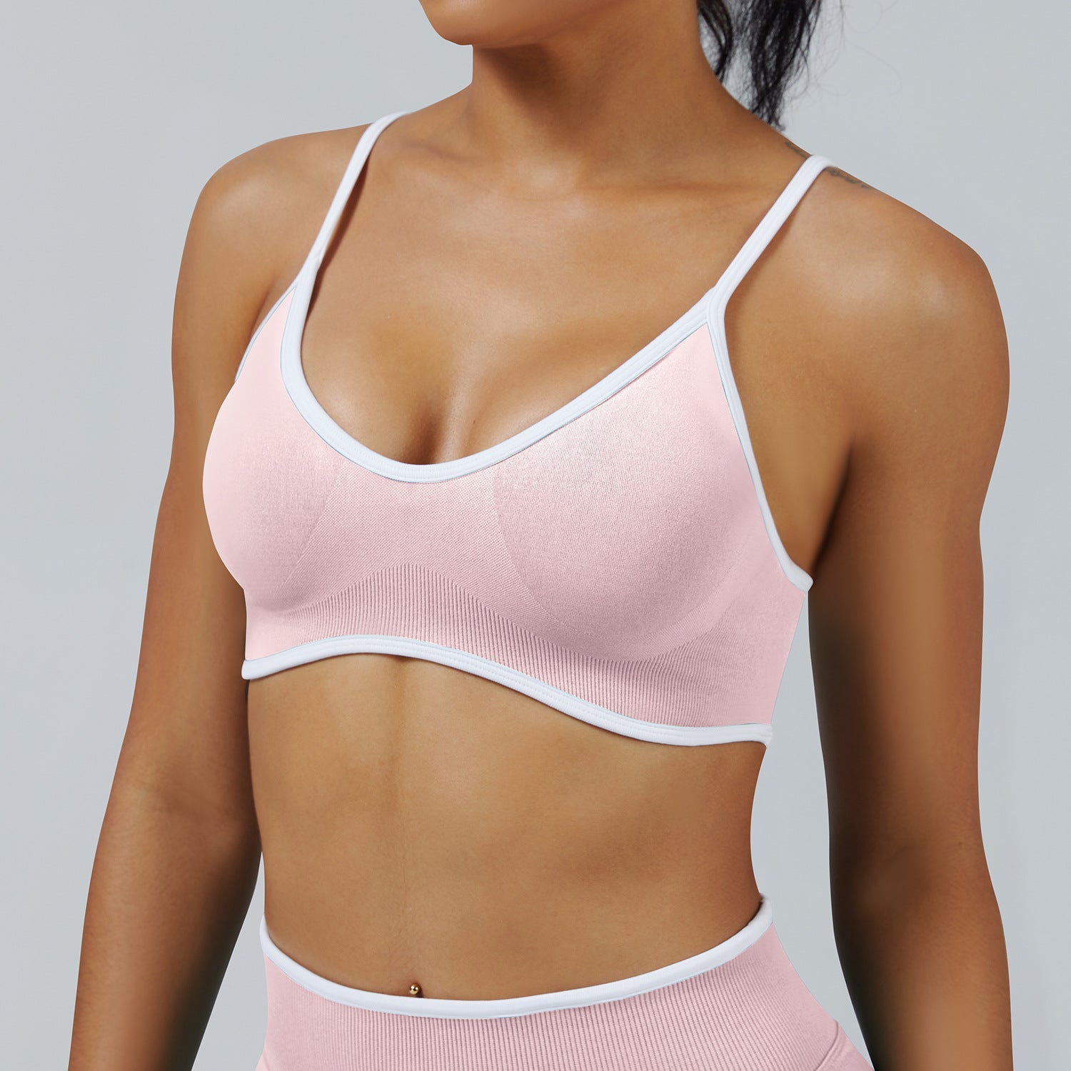 Sensein Seamless Contrast Color Sports Bra